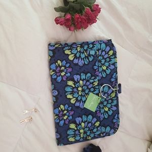 Vera Bradley Keep It Up Organizer in Indigo Pop